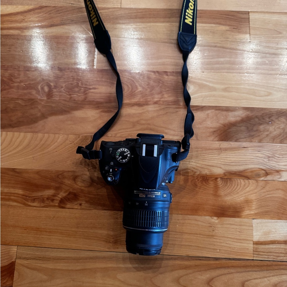 Nikon d5100 - Picture 2 of 2